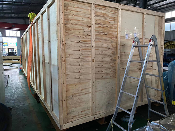 王五镇大型木包装箱出口的要求